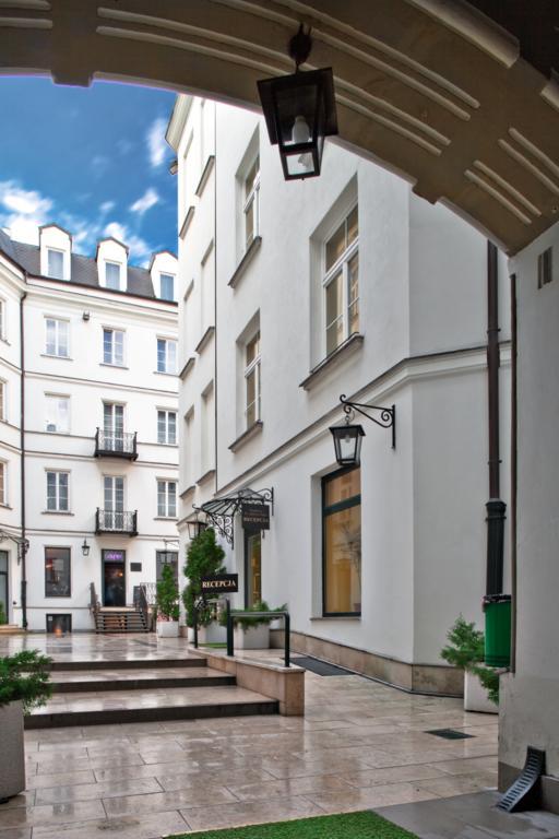 Hotel apartamentowy St. Andrew's Palace Warszawa