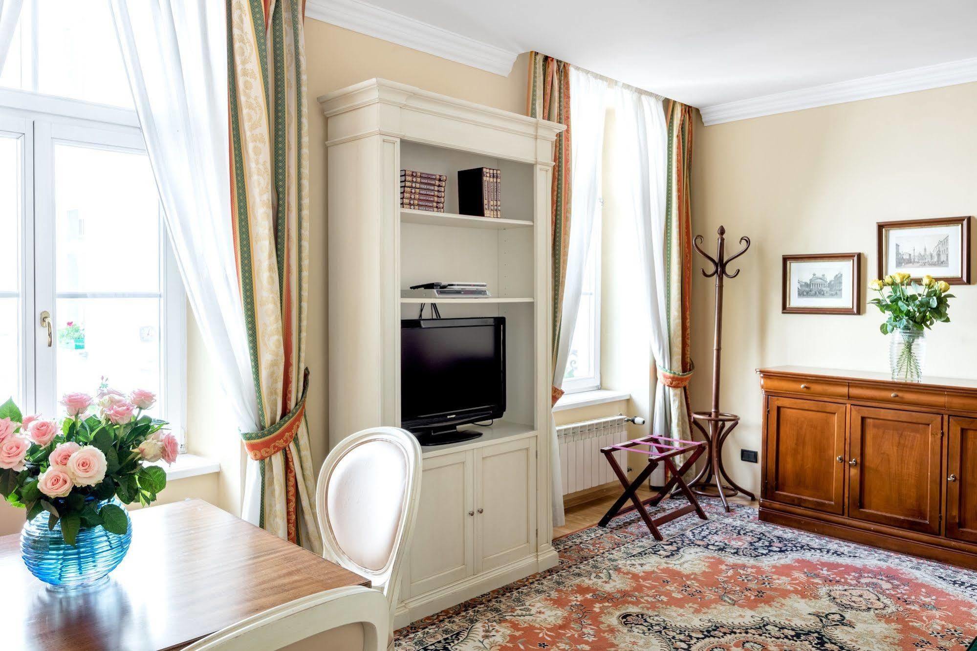 St. Andrew's Palace 4* Warszawa