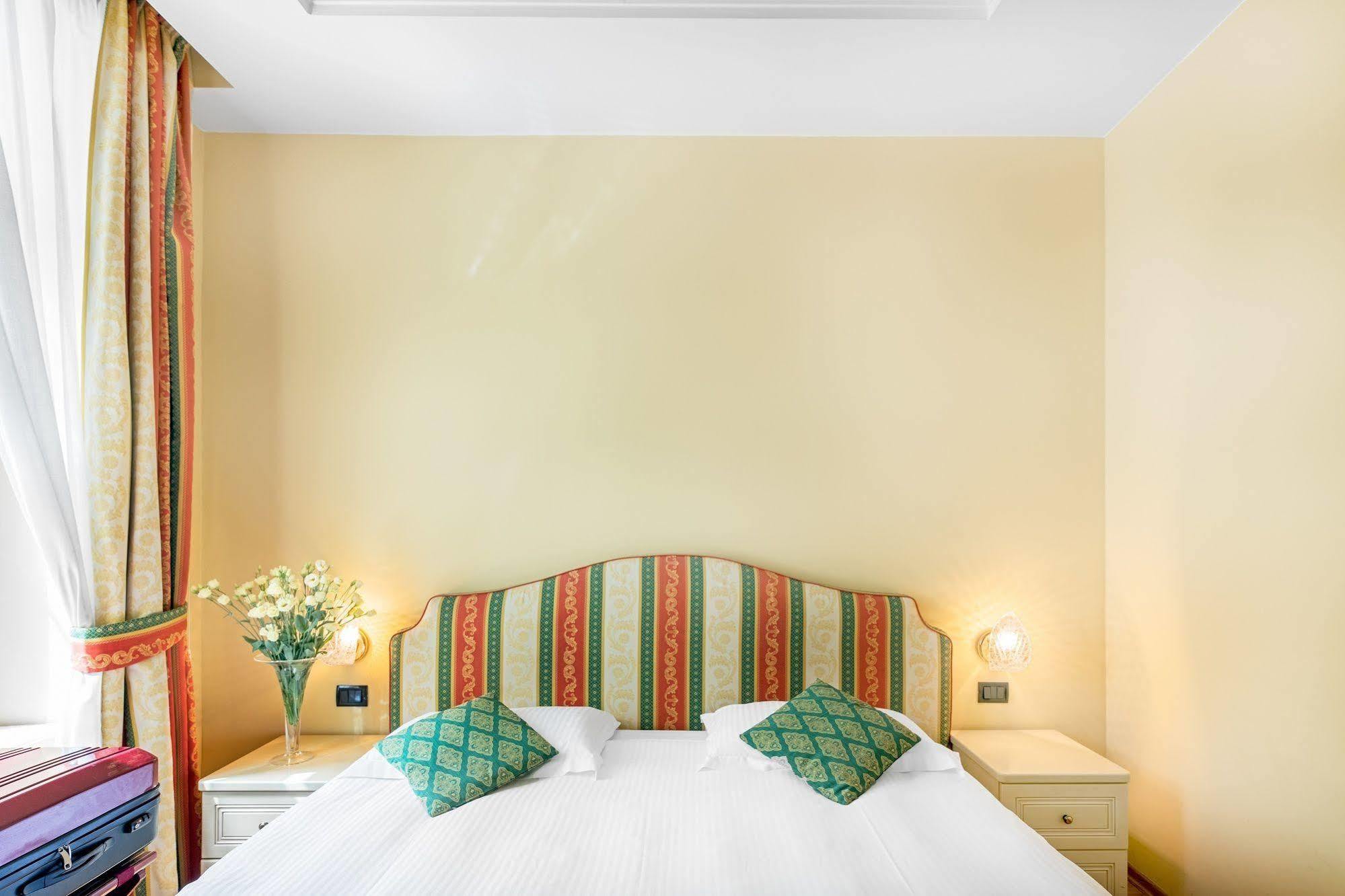 St. Andrew's Palace 4* Warszawa